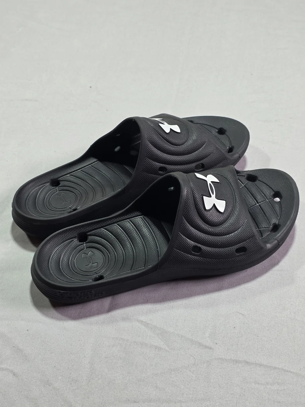 Under Armour Men’s Black Slide Sandals